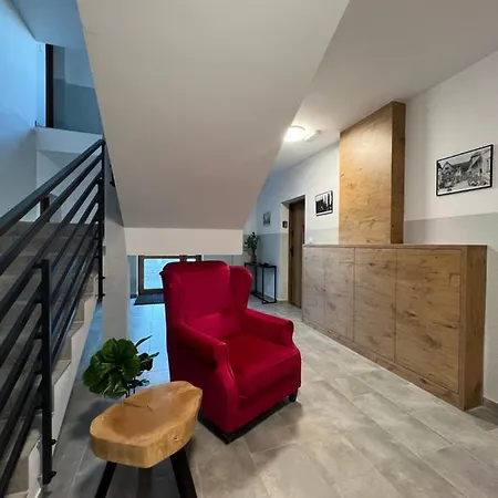 Niron Krolowej Jadwigi Διαμέρισμα *