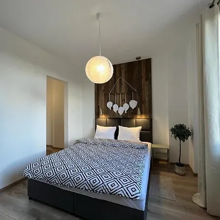 Niron Krolowej Jadwigi Appartamento Złotów