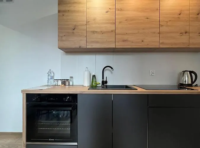 Niron Królowej Jadwigi Apartamento